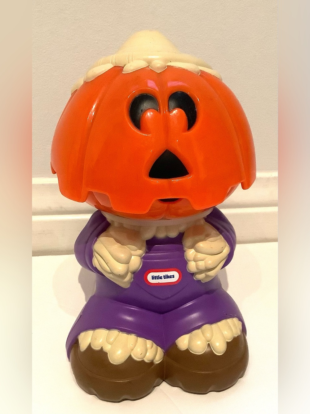 Little Tikes Vintage Pumpkin Head Halloween Flash light.